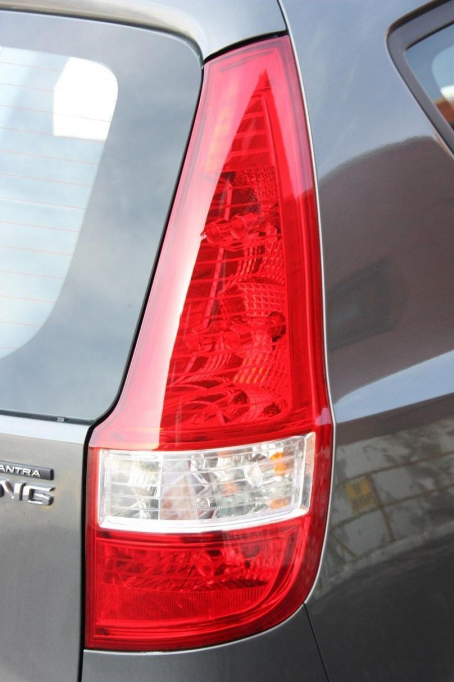  Hyundai Elantra Touring 2008 года  (фото 100 из 118)
